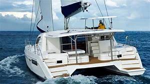 Crewed Yacht: Moorings Crewed 4800 - 4 Cabin Catamaran