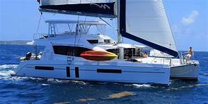 Crewed Yacht: Moorings Crewed 5800 Select - 5 Cabin Catamaran