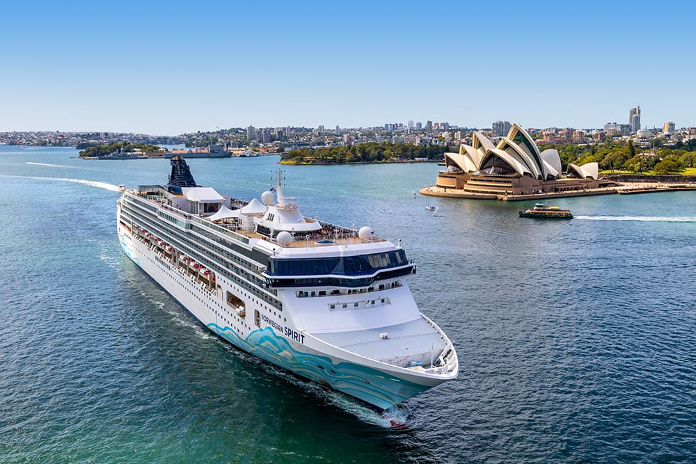 Norwegian Spirit near the Sydney Opera House