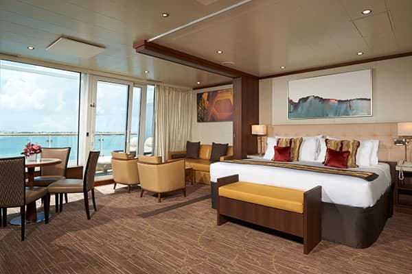 Deluxe Family Suite on Norwegian Dawn