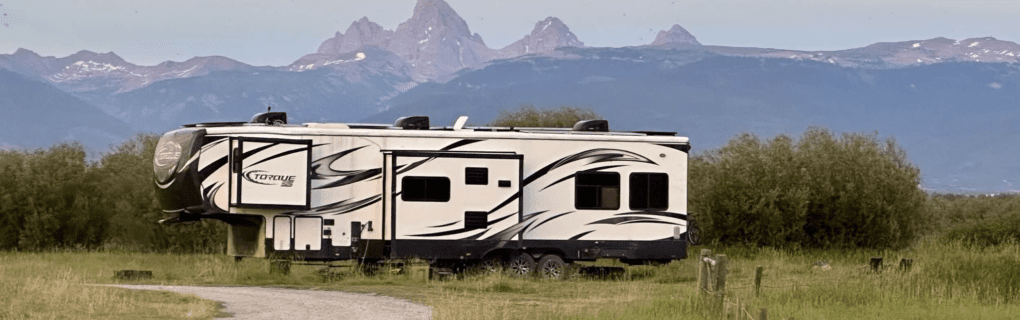 Best Travel agency for cruises in Idaho. Use the cruise travel agent experts at Vincent Vacations travel agency. They have cruise agents in Idaho ready to help. In travel since 2002, Vincent Vacations has the best cruise travel agents certified and awarded in ocean cruises, river cruises, expedition cruises, yacht style, sailing vacations and more.