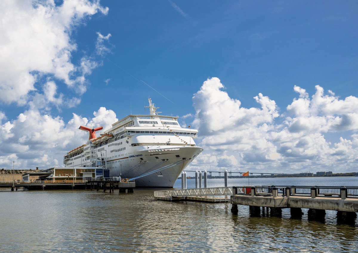 become a travel agent in north carolina