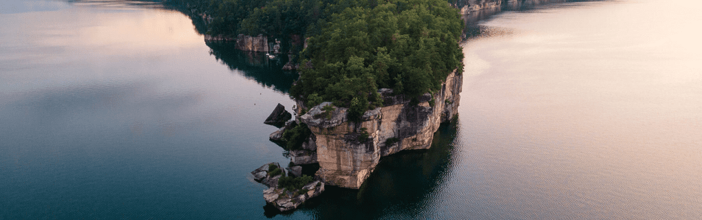 Best Travel agency for cruises in West Virginia. Use the cruise travel agent experts at Vincent Vacations travel agency. They have cruise agents in West Virginia ready to help. In travel since 2002, Vincent Vacations has the best cruise travel agents certified and awarded in ocean cruises, river cruises, expedition cruises, yacht style, sailing vacations and more.