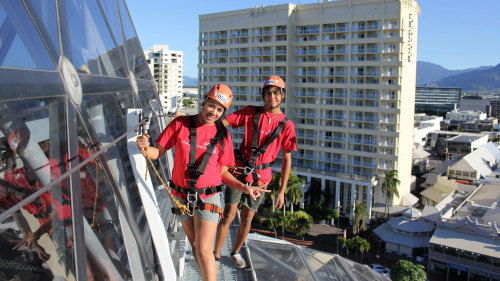 Small-Group Cairns All Encompassed by Urban Adventures