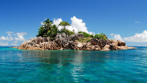 3-Island Full-Day Cruise with Lunch from Praslin
