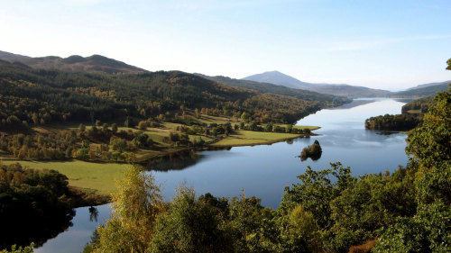 Highland Lochs, Glens & Whisky