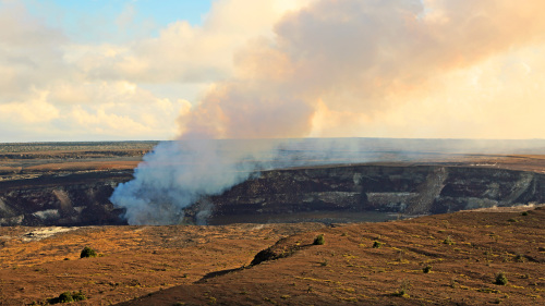 Full-Day Tour to Hilo & Volcanoes National Park by Robert
