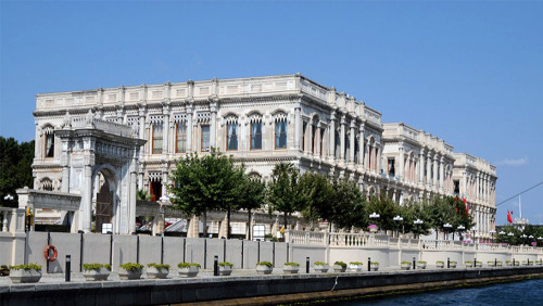 Bosphorus Cruise & Dolmabahçe Palace