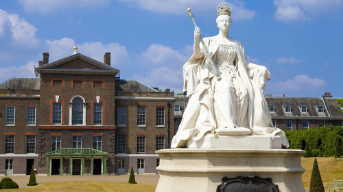 Kensington Palace Tour with Royal Afternoon Tea