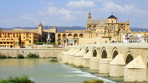 4-Day 3 Cultures of Spain Tour: Seville, Cordoba, Granada & Toledo