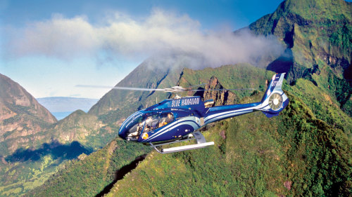Molokai Sea Cliffs & West Maui Helicopter Tour