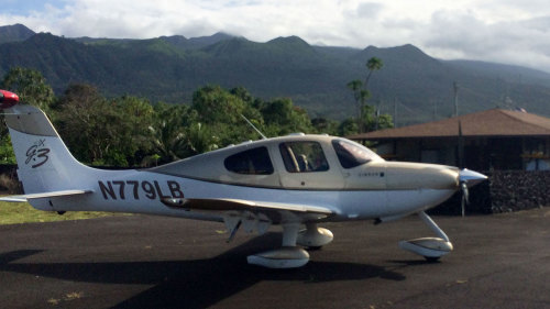 Flying Lesson & Sightseeing to Hana