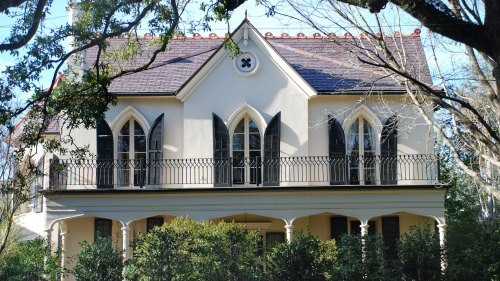 Gray Line New Orleans: Garden District Walking Tour