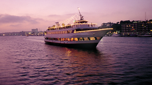 Starlight Dinner Cruise from Newport Beach by Hornblower Cruises & Events