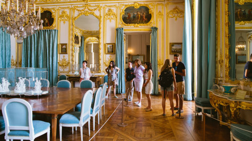 VIP Versailles Behind-the-Scenes Tour with Lunch