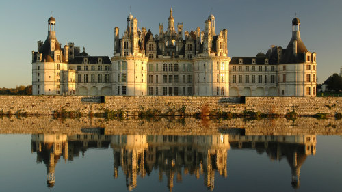 Castles of Loire Valley Full-Day Tour