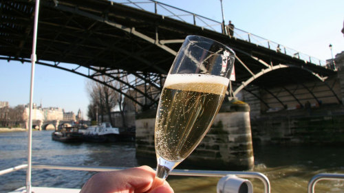 Champagne Tasting Seine River Cruise by O Chateau
