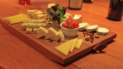 Wine & Cheese Lunch by Ô Chateau