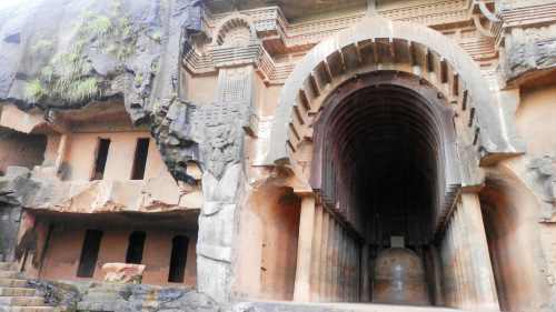 Karla & Bhaja Caves Full-Day Private Tour with Lunch