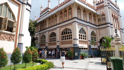 Royal Palace, Mosque & Cultural Discovery Tour