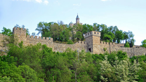 Veliko Tarnovo & Arbanassi Small-Group Full-Day Tour