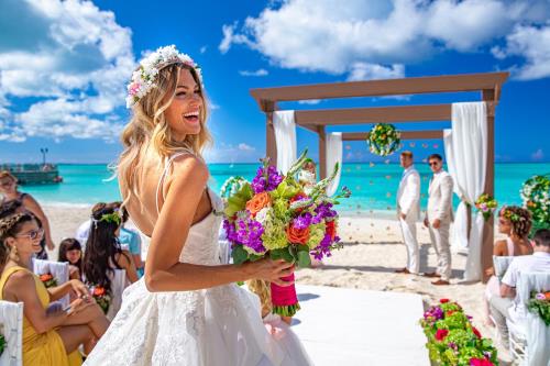 Destination Wedding Etiquette: The Do