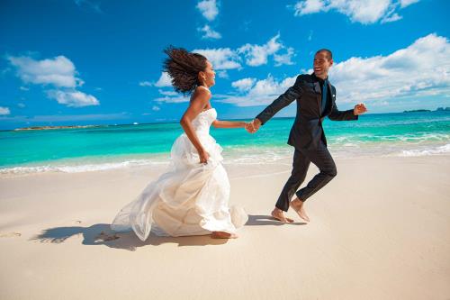 Getting Married In The Bahamas: Insights From Local Wedding Planners