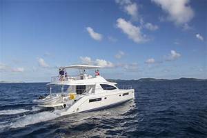 Crewed Yacht: Moorings Crewed 514 PC – 4 Cabin Catamaran