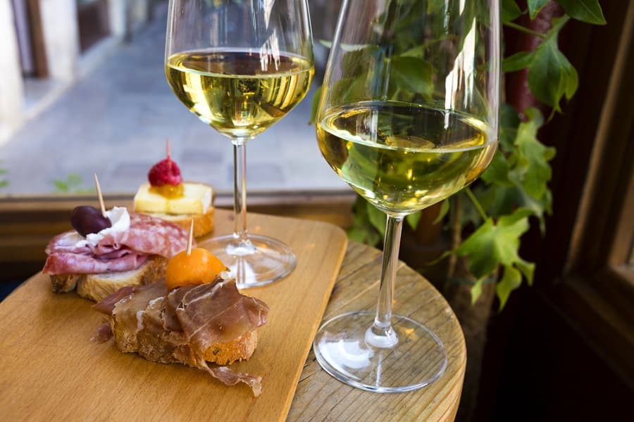 8 Must-Try Dishes for Your Italy Cruise with Norwegian