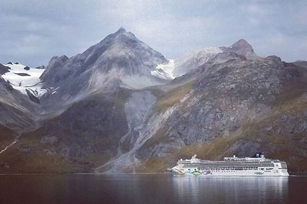 Picturesque views Picturesque views on an Alaskan cruise