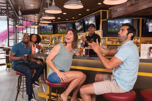 7 Summer Sports to Try on a Cruise