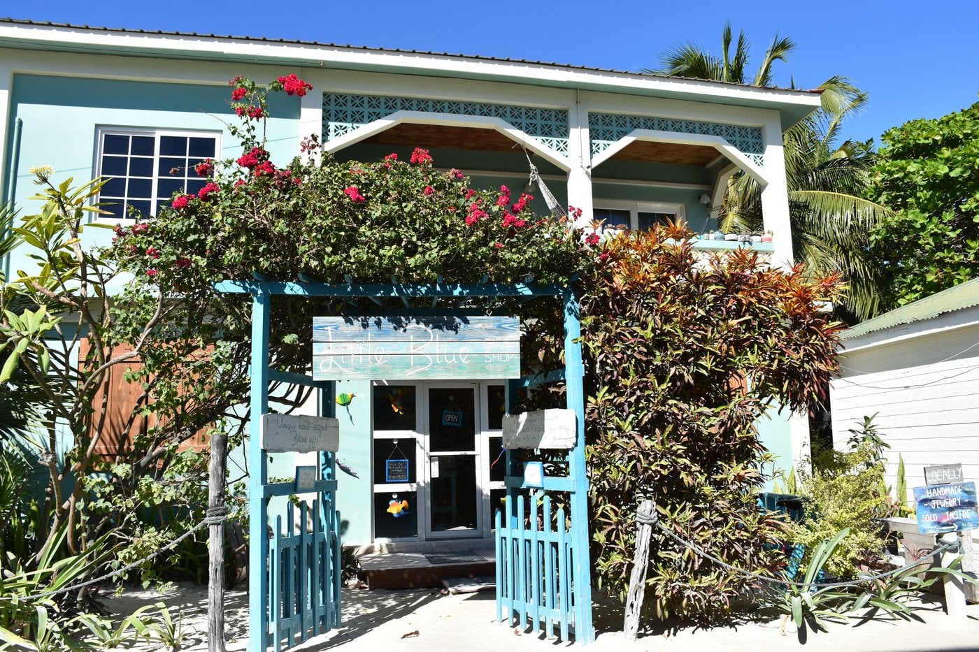 The Split channel and Lazy Lizard gathering area at Caye Caulker