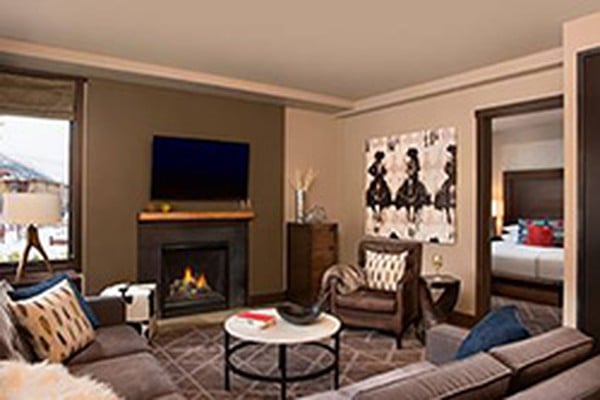 Hotel Terra spacious master bedroom suite