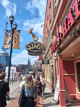 Iconic Nashville street art and murals in The Gulch and 12 South