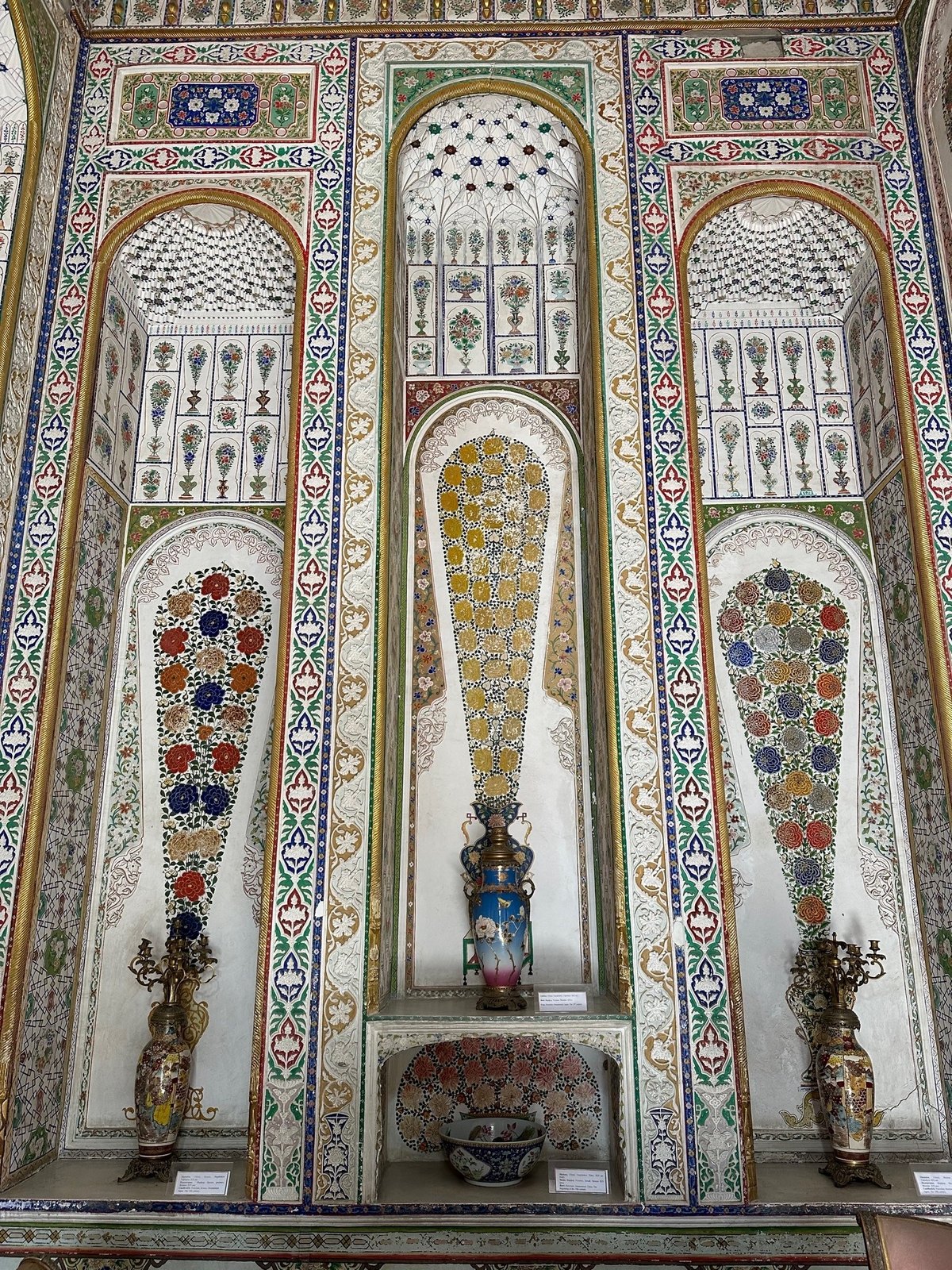 Sitorai Mokhi-Khosa the Palace of Moon-like Stars exterior