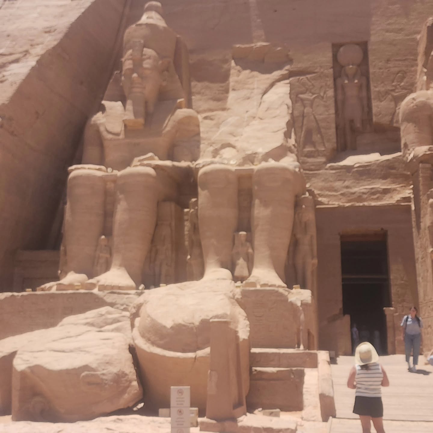 abu simbel temple interiors hathor 4