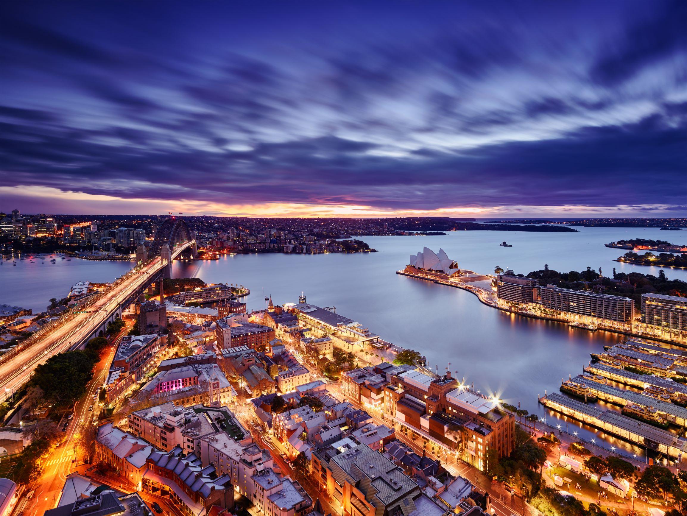 Shangri-La Sydney luxury hotel Australia