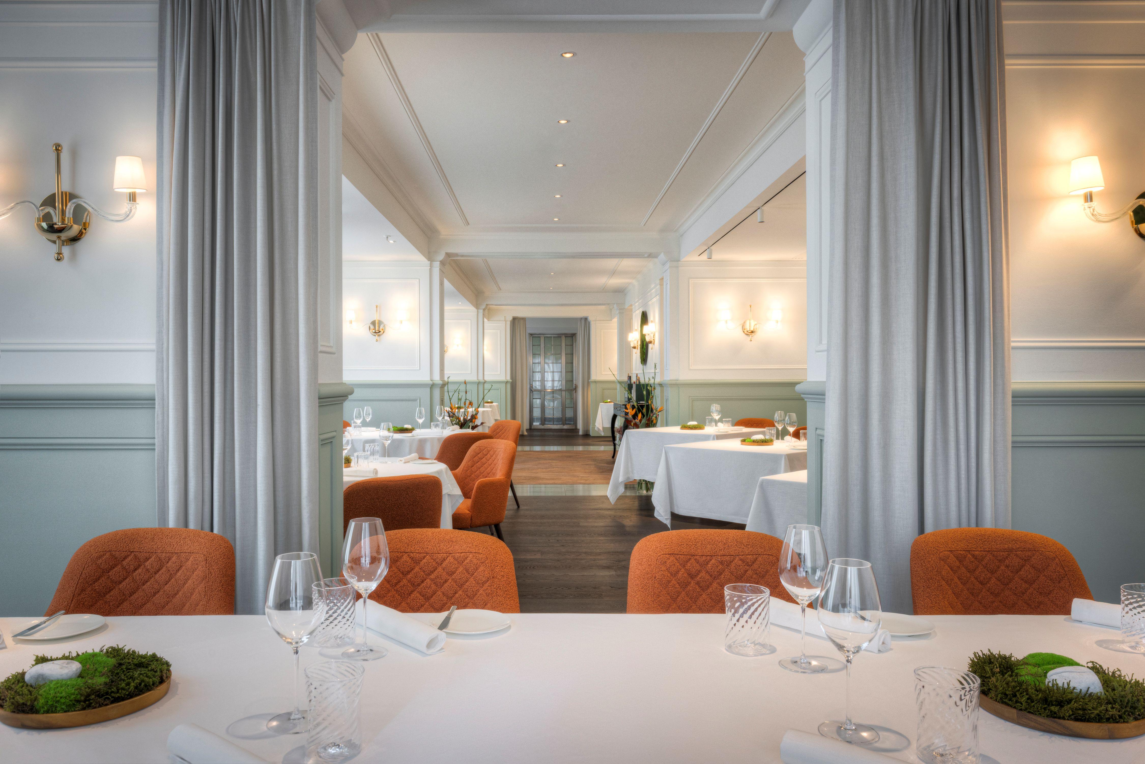 1-Michelin-starred EDVARD restaurant dining room