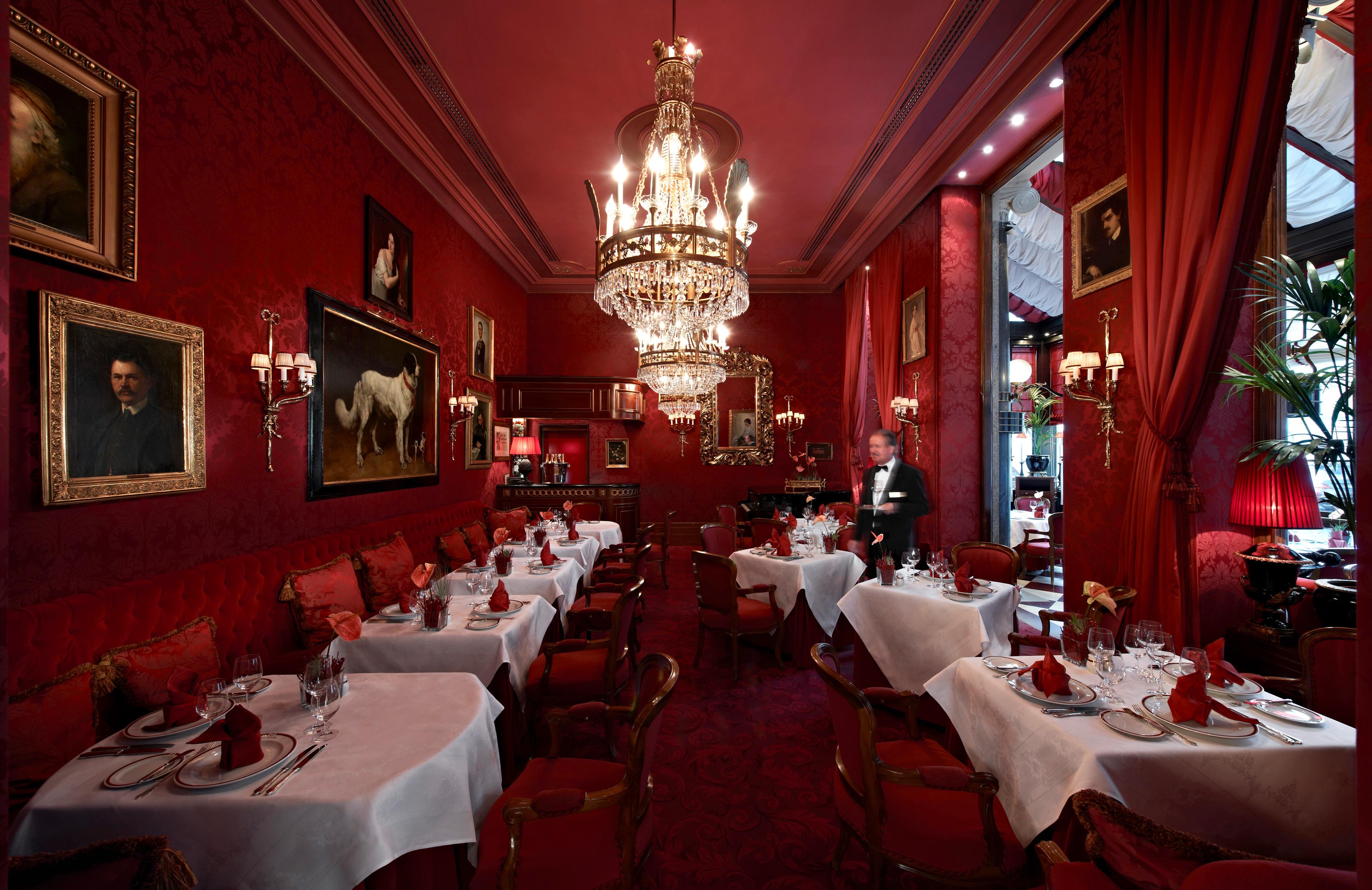 Restaurant Rote Bar facing the Vienna State Opera with red damask decor