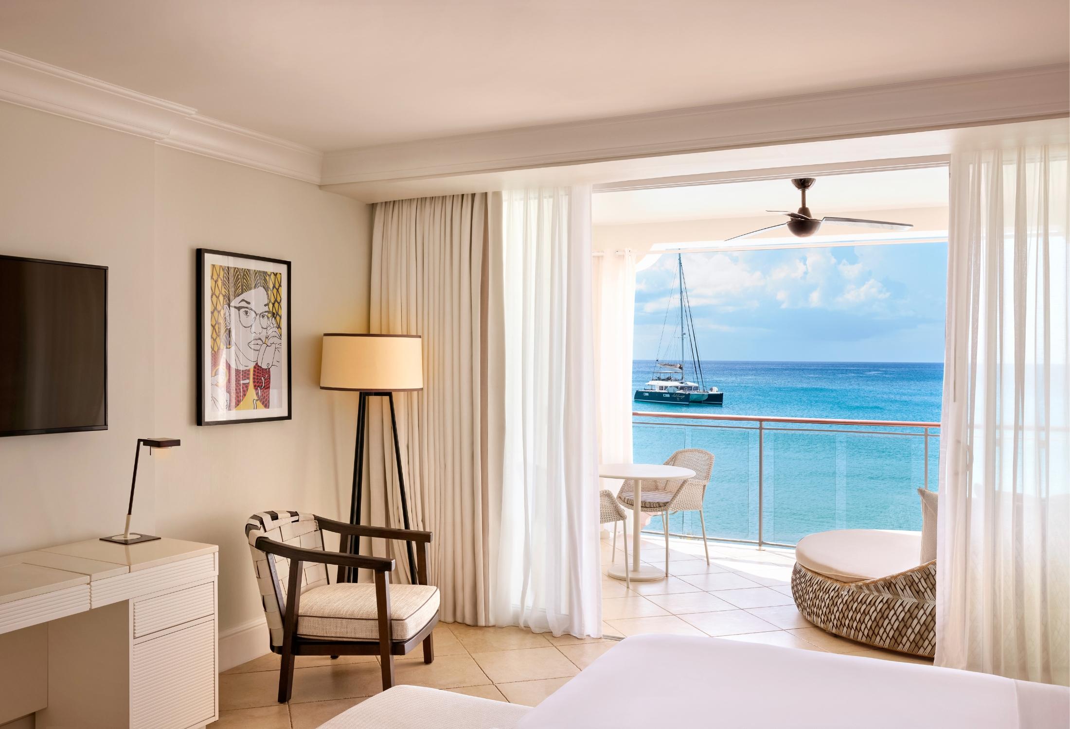 Luxury Oceanfront Rooms