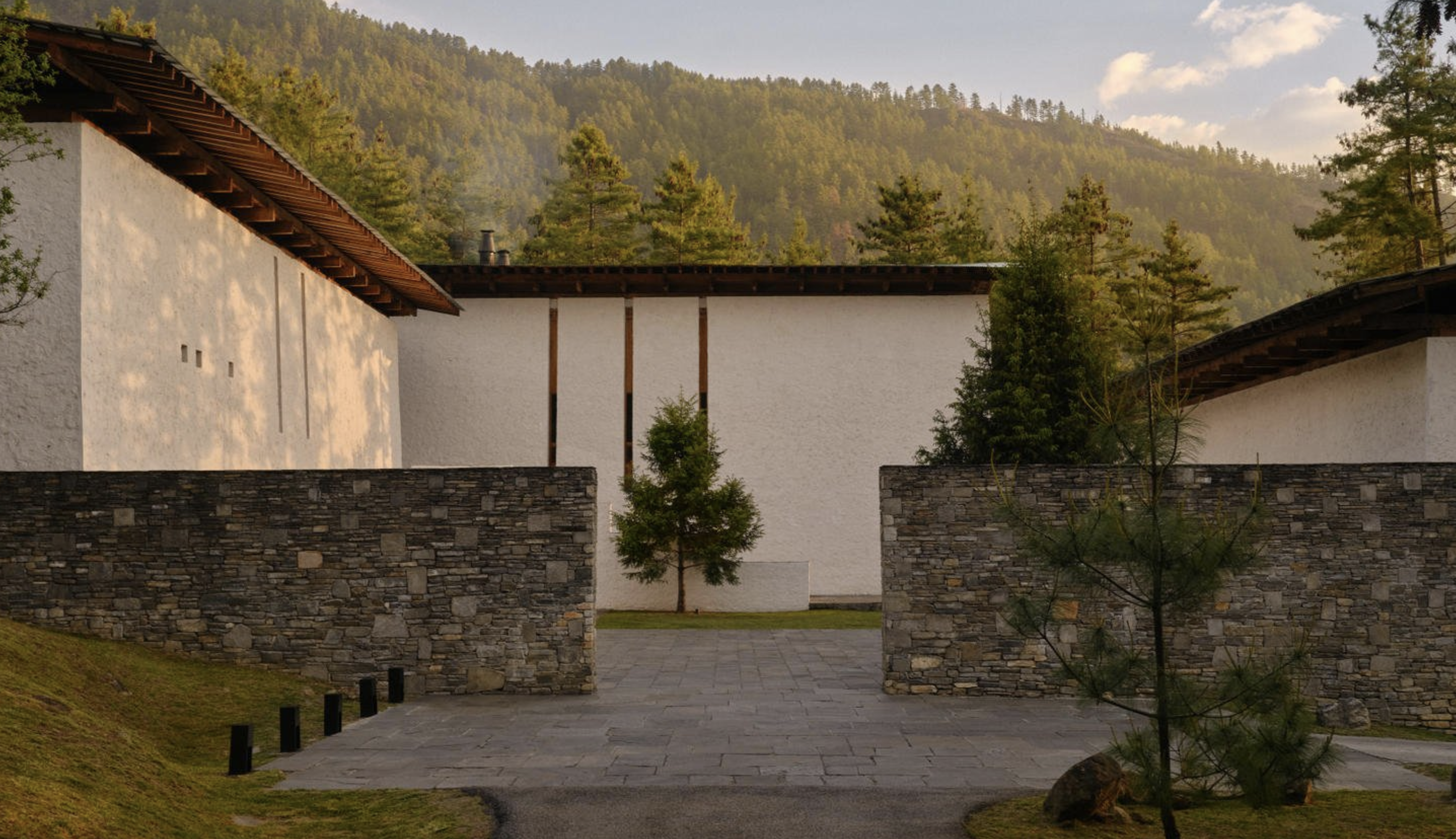 Bhutan Luxury Hotels