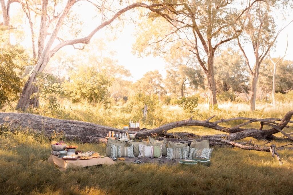 Vumbura Plains Open Air Dining and Fire Lounge