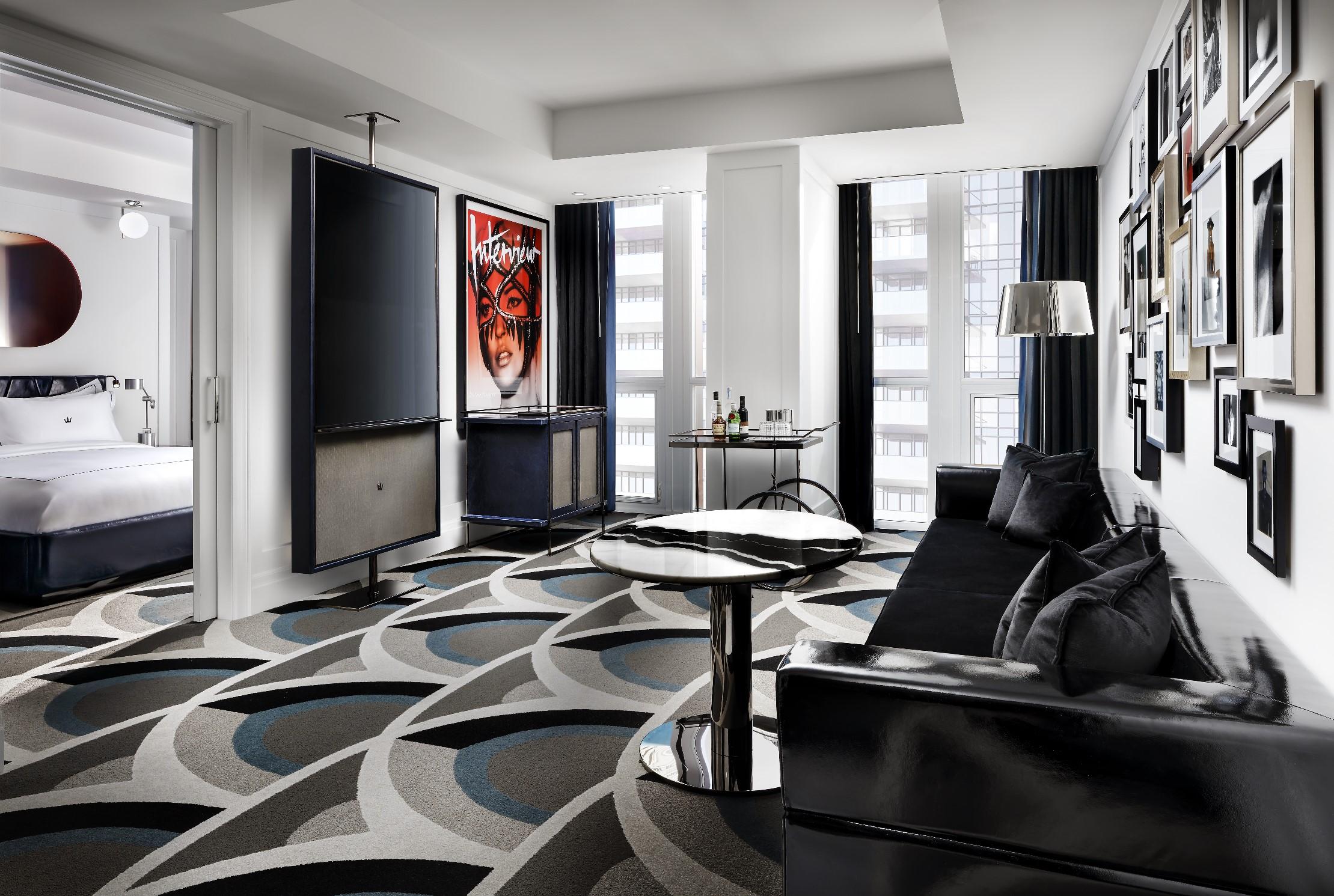 Lobby Bar