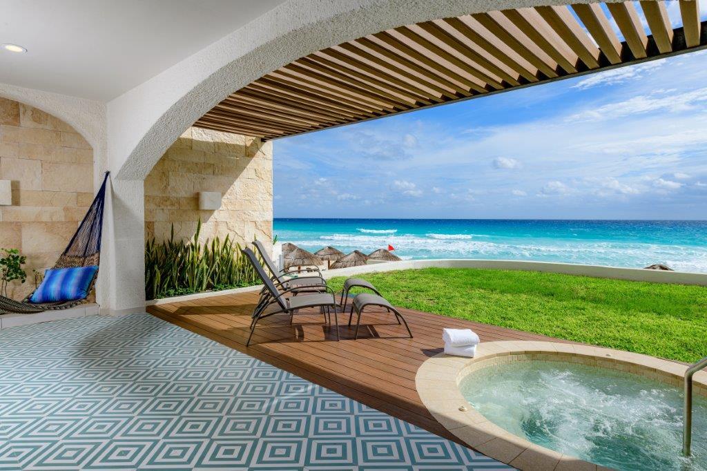 Enclave Suite Private Balcony Whirlpool