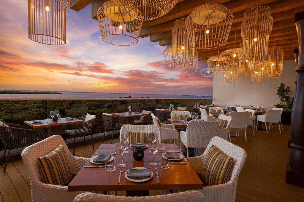 La Luce Italian Terrace Dining