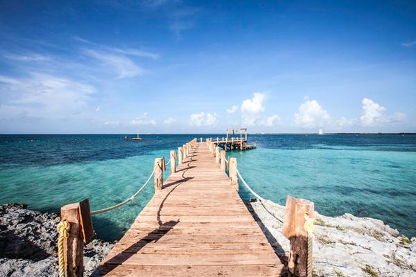 NIZUC Resort Private Beach and Overwater Pier