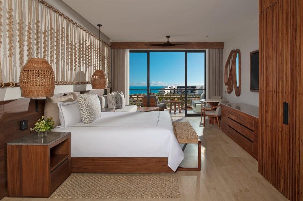 Junior Suite Ocean View Bedroom