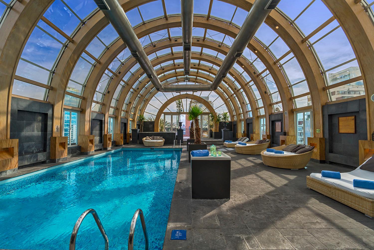 14th-Floor Glass-Domed Rooftop Heated Pool and Jacuzzi