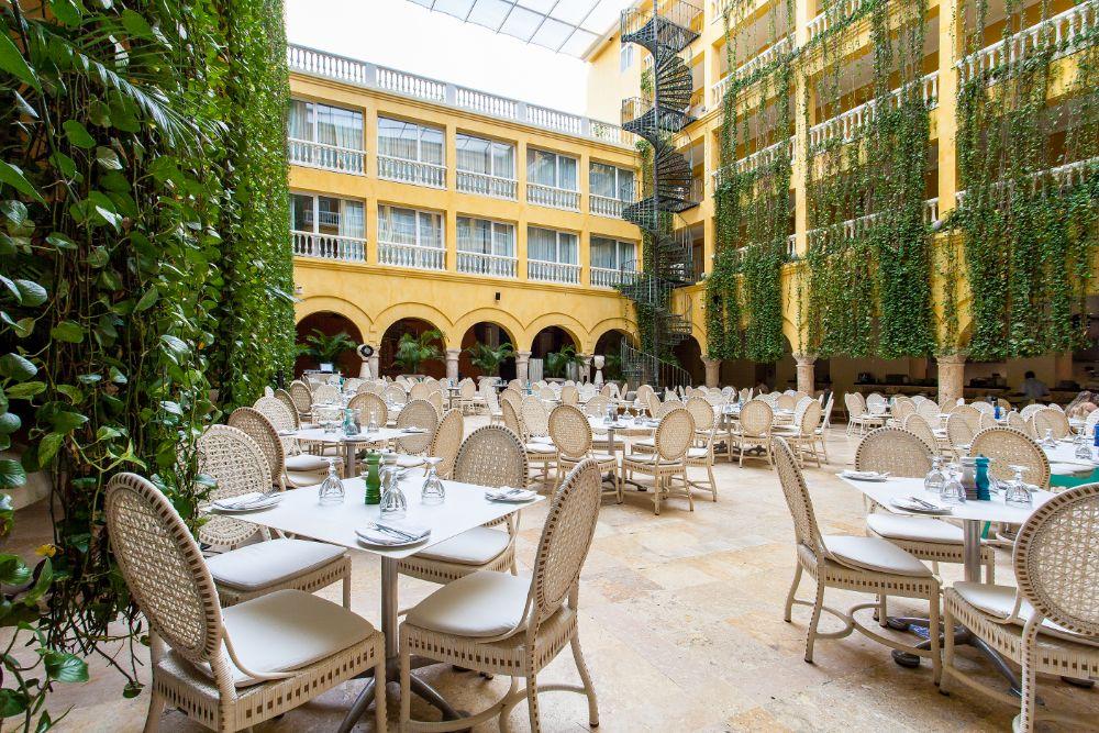 Harrys Cartagena fine dining restaurant in the cloister courtyard