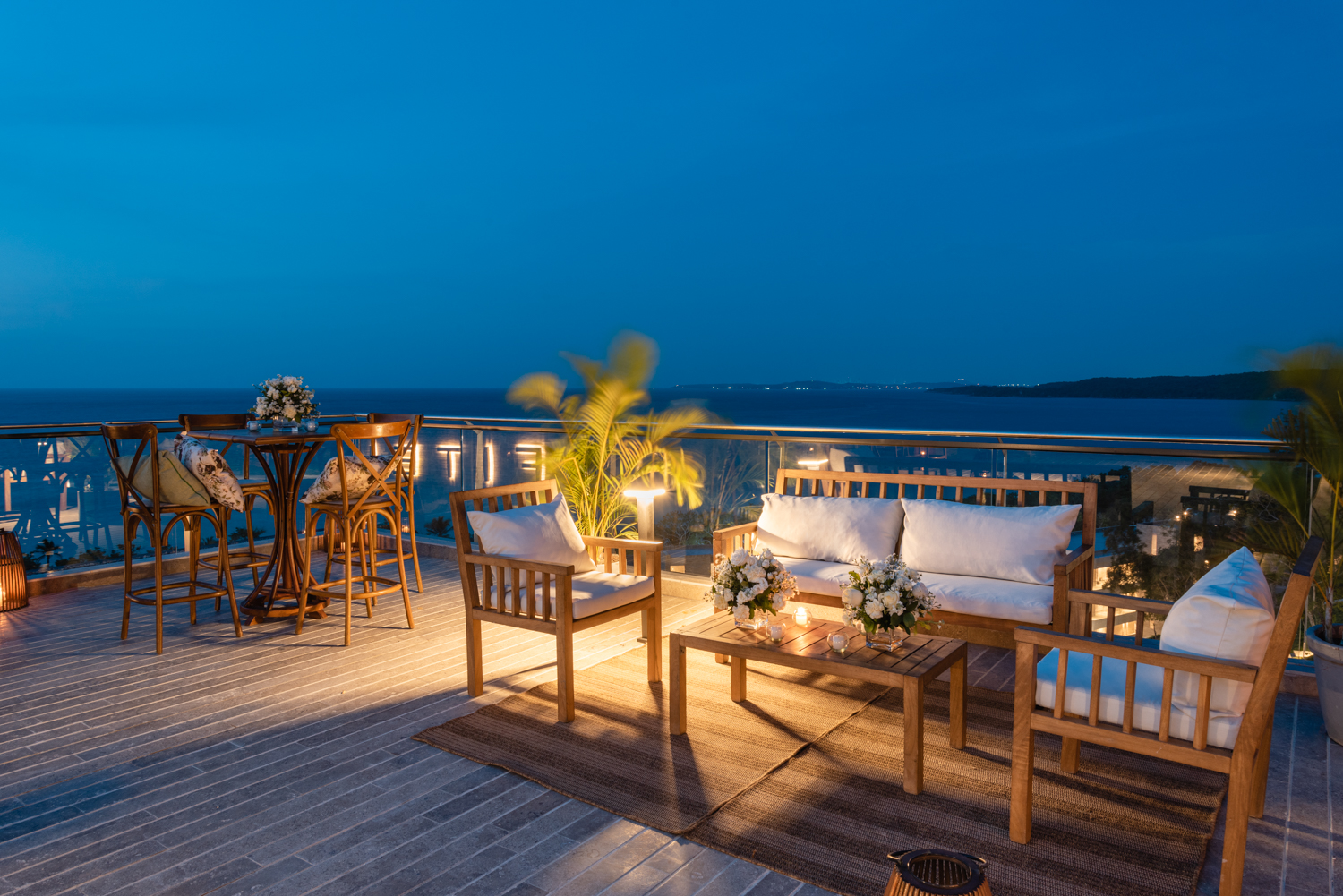 La Pergola rooftop sunset lounge